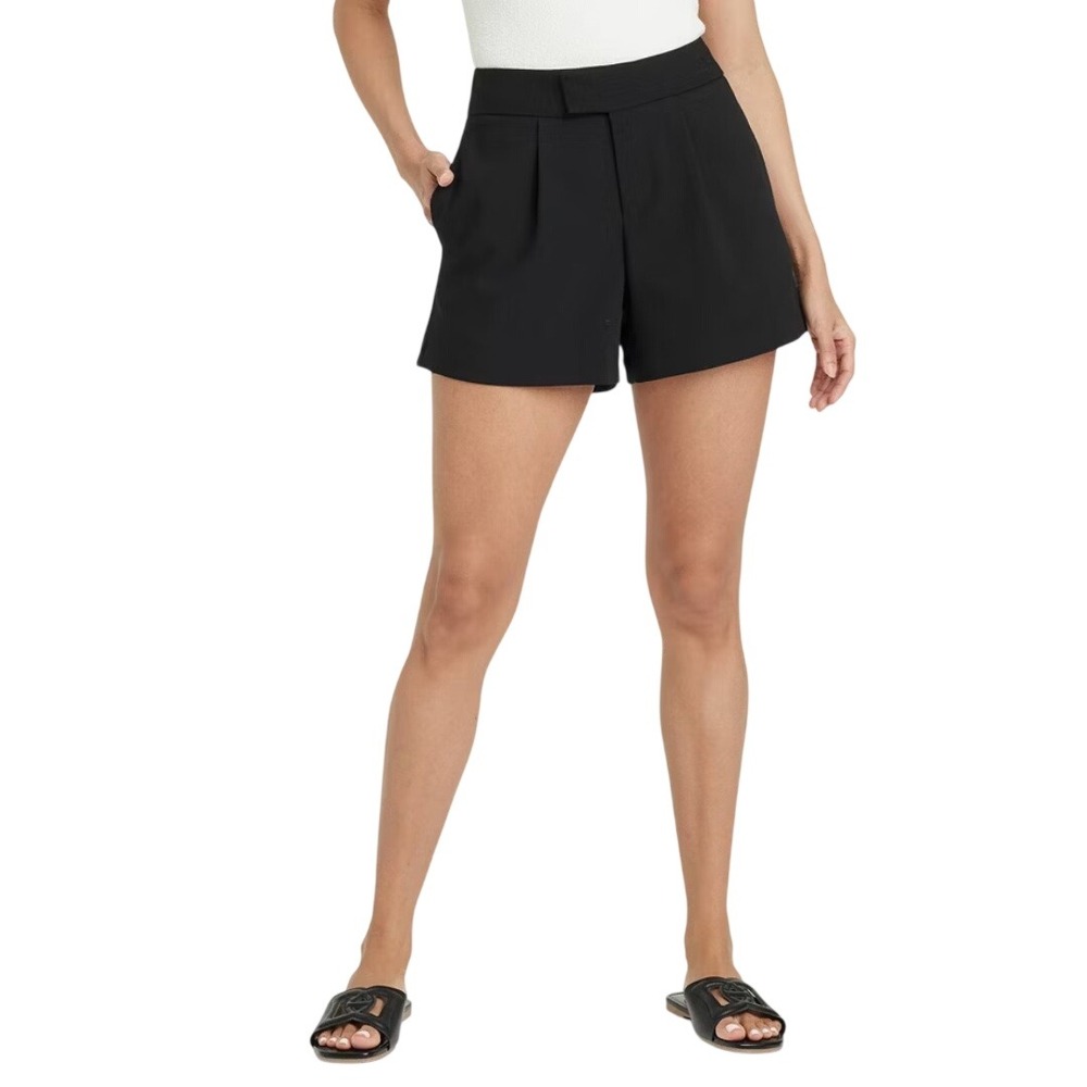 A New Day Women's Black Tailored High Rise Pleated Dress Shorts Size 14